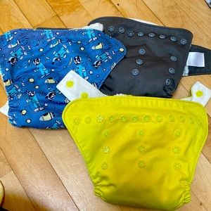 3 Grovia brand all-in-one cloth diapers (VGUC, clean)